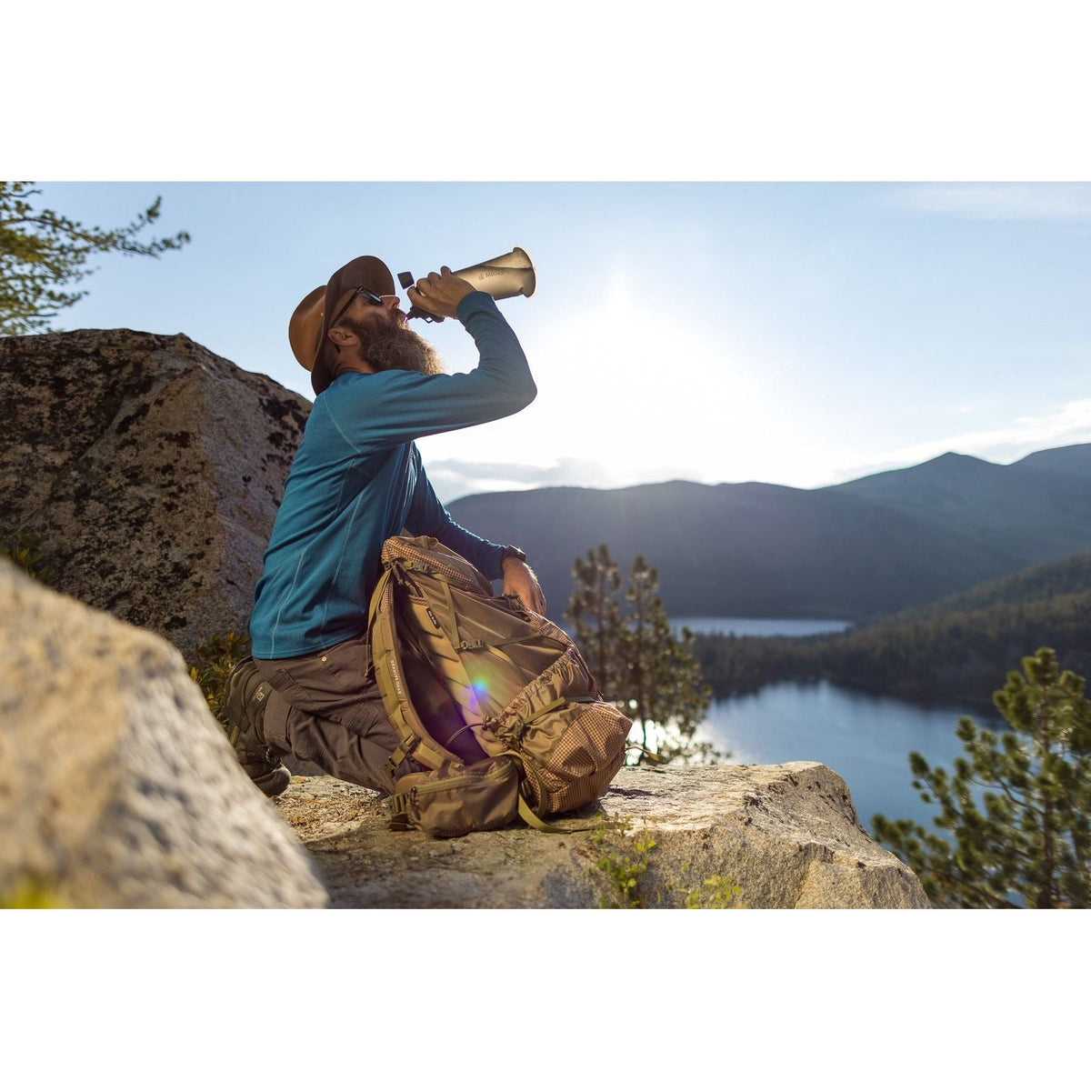 LifeStraw Peak Series 650ml Squeeze Bottle - Mountain Blue