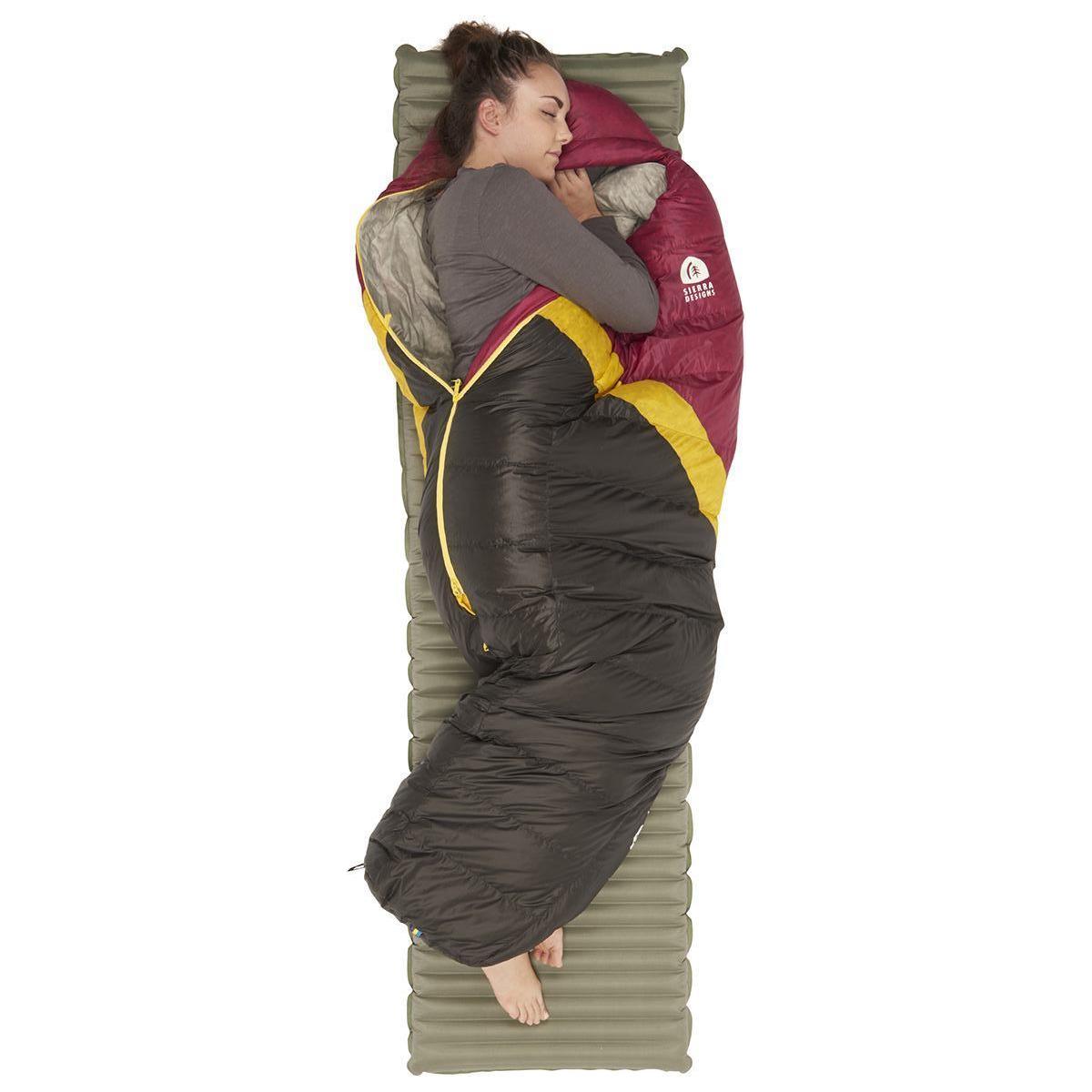 Sierra Designs Women&#39;s Nitro 800F 20° Degree Down Sleeping Bag - Sangria