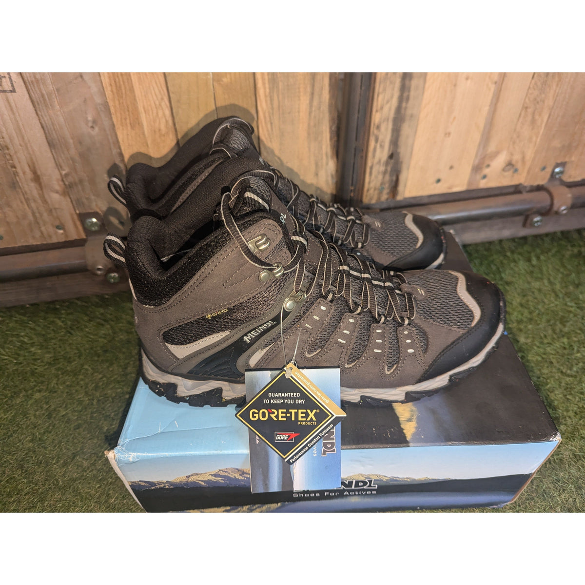 Meindl Respond Mid II GTX Walking Boots - Anthracite/Grey - UK 11.5 (Ex-Demo)