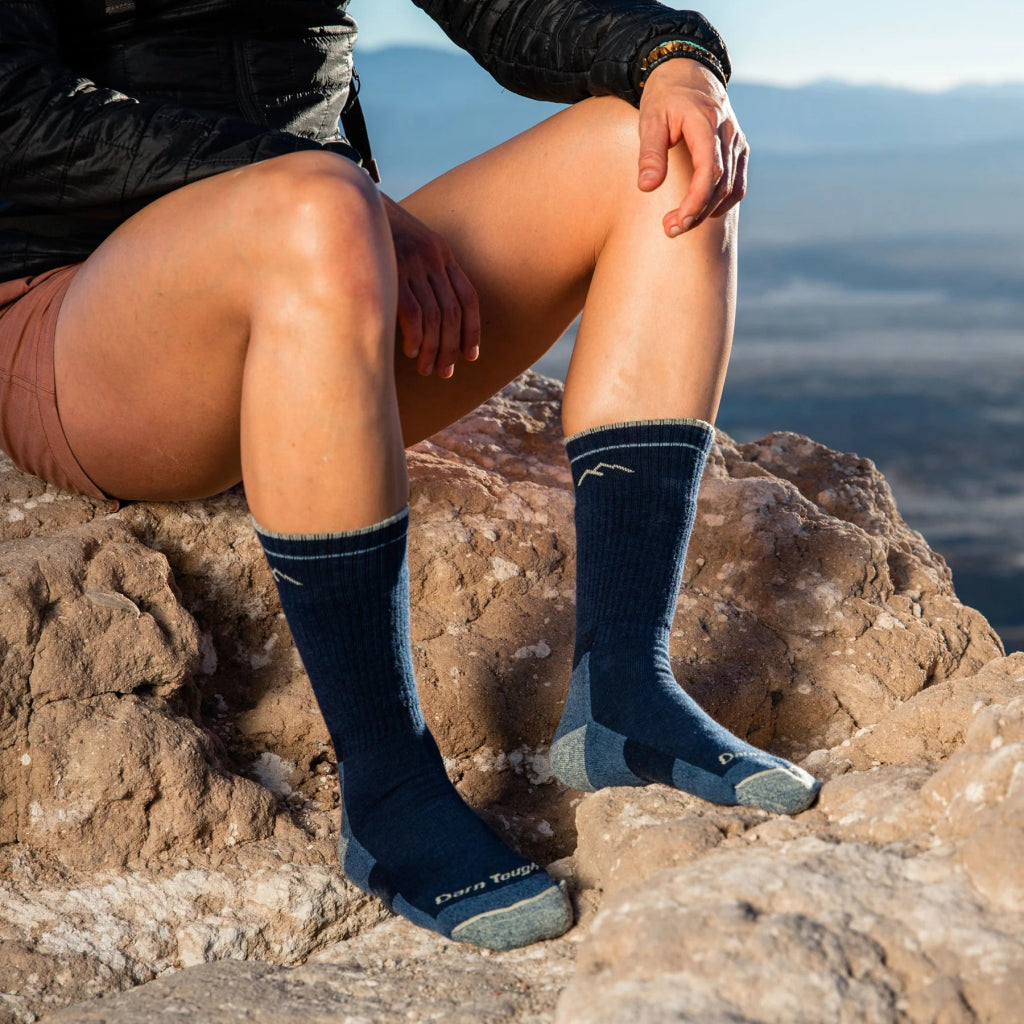 Darn Tough 1908 Women&#39;s Hiker Boot Full Cushion Midweight Hiking Sock - Eclipse - Hill and Dale Outdoors