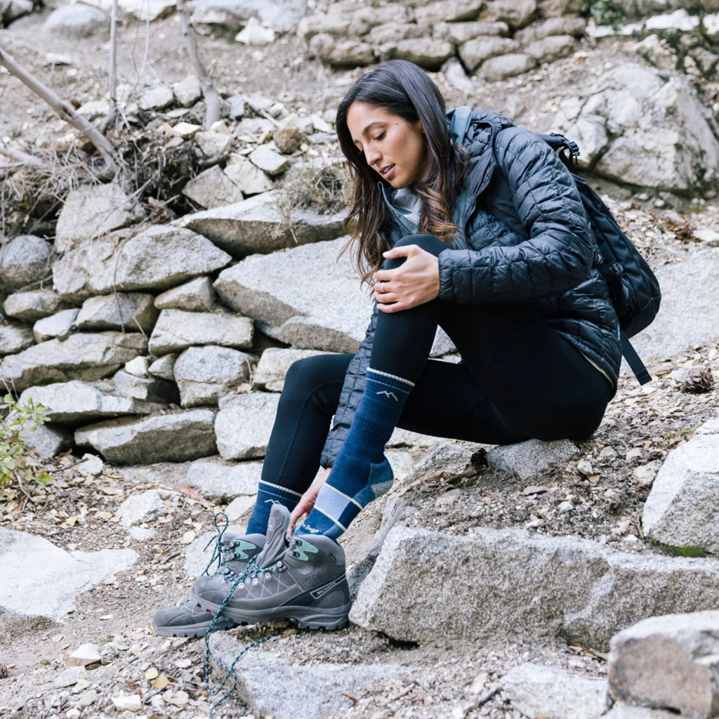 Darn Tough 1908 Women&#39;s Hiker Boot Full Cushion Midweight Hiking Sock - Eclipse - Hill and Dale Outdoors