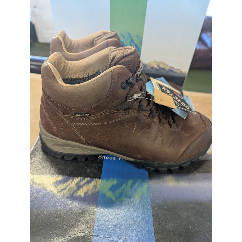 Meindl Veneto Lady GTX Wide Fit Walking Boots - Dark Brown - UK 5 (Ex - Display) - Hill and Dale Outdoors