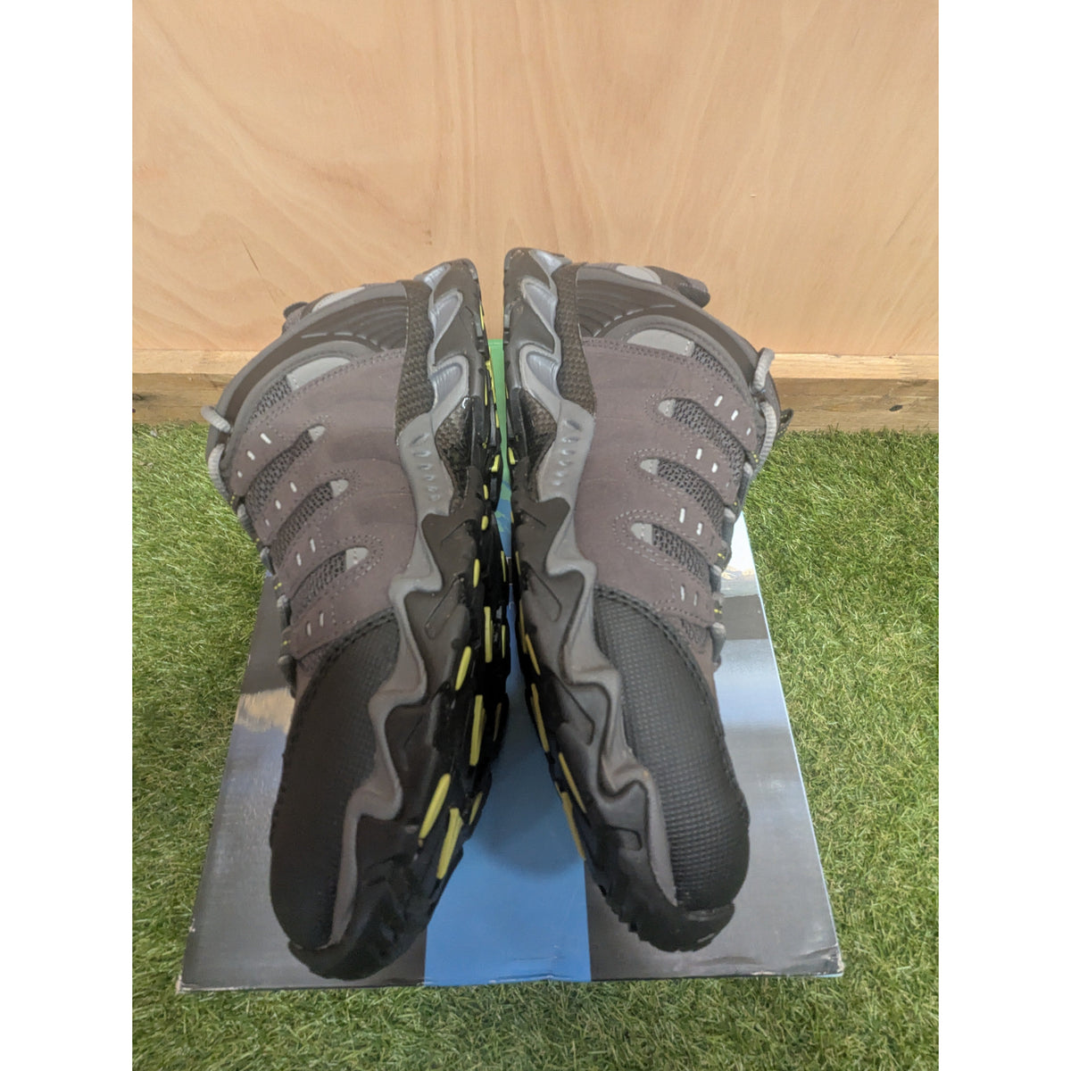 Meindl Respond GTX Walking Shoes - Anthracite - UK 11 (Ex-Demo)