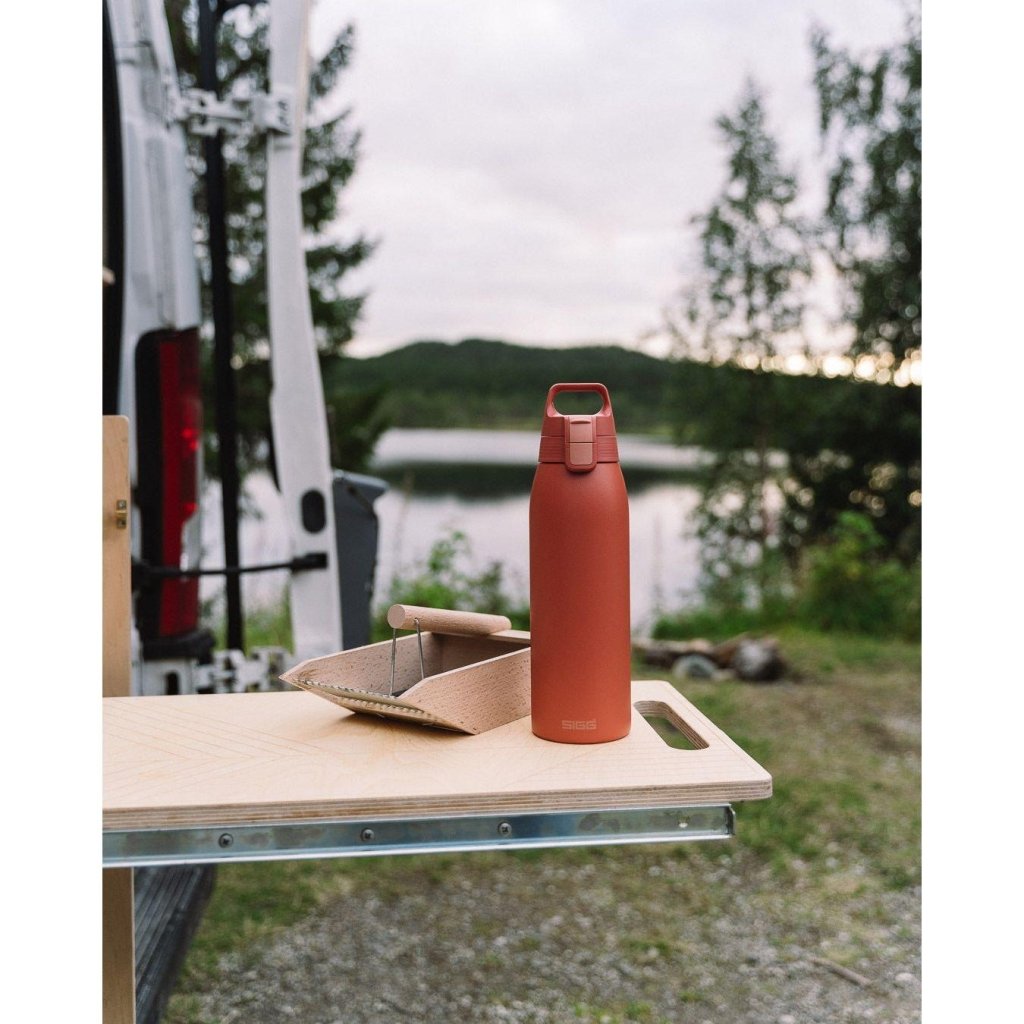 Sigg Water Bottle Shield Therm ONE 1.0L - Eco Red - Hill and Dale Outdoors