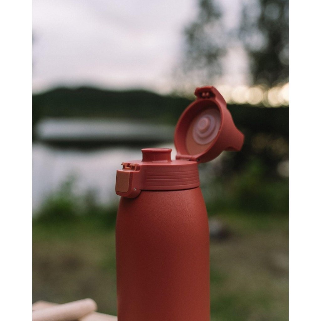 Sigg Water Bottle Shield Therm ONE 1.0L - Eco Red - Hill and Dale Outdoors