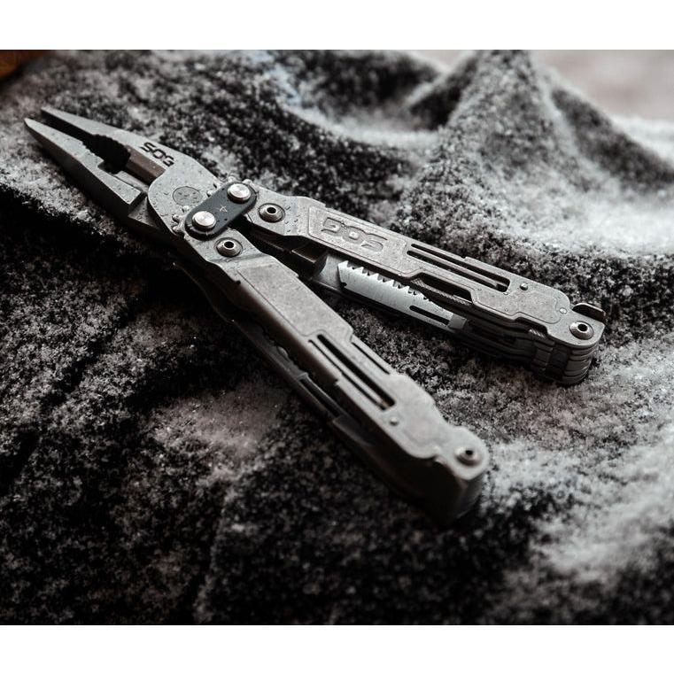 SOG Power Access Deluxe Multi - Tool - Hill and Dale Outdoors
