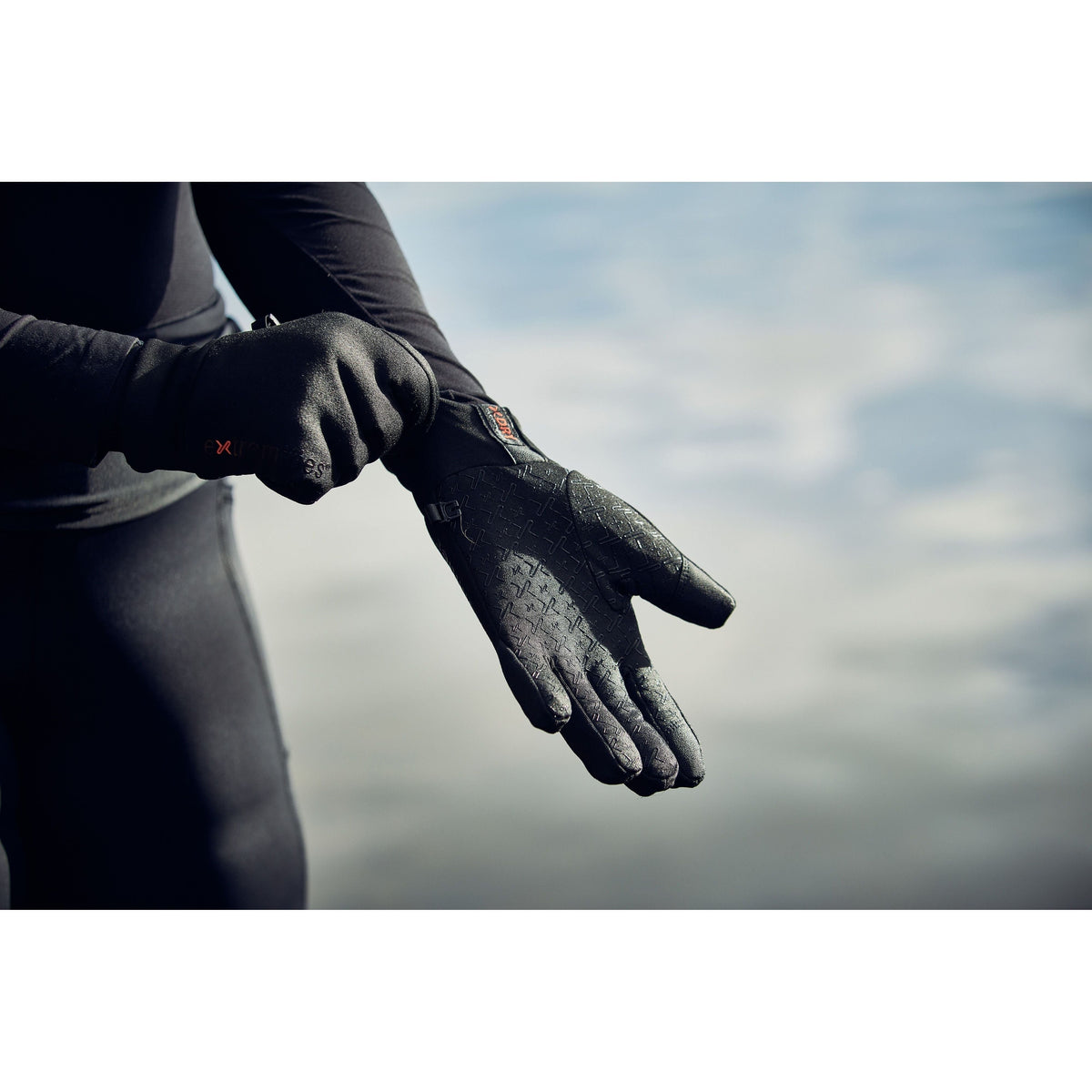 Extremities Sticky Power Liner Touchscreen Glove - Black